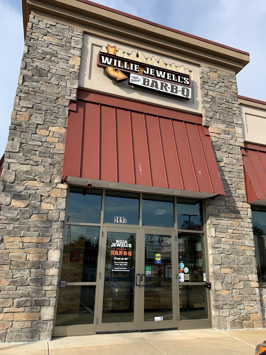 Willie Jewell's Old School Bar-B-Q